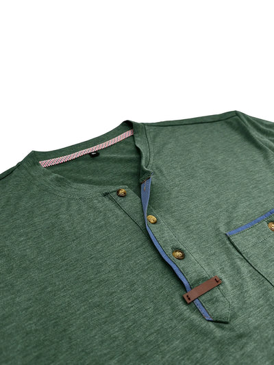 Magnus - Elegant T-skjorte med rund hals og lomme