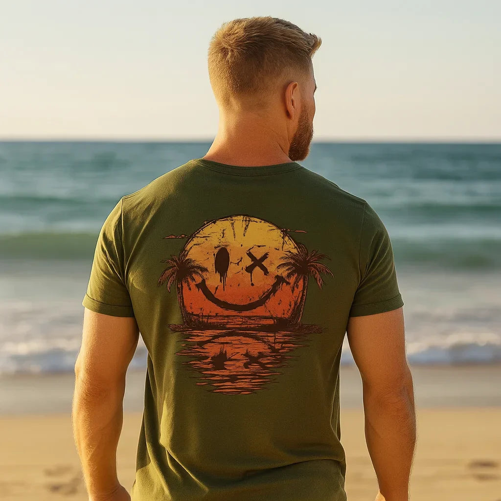 Nils - T-skjorte med smiley på stranden